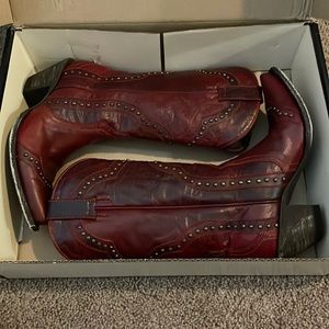 Idyllwind Miranda Lambert 8.5